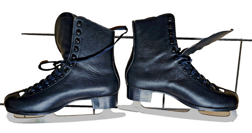 Eiskunstlauf-Schlittschuhe
